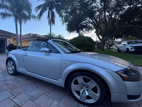 Used 2002 Audi TT 1.8T AWD/4WD image 2