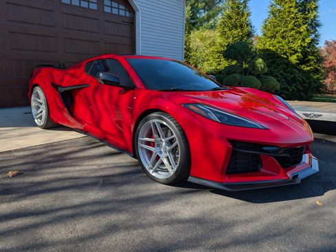 Used 2024 Chevrolet Corvette Z06 w/ Stealth Interior Trim Package image 11