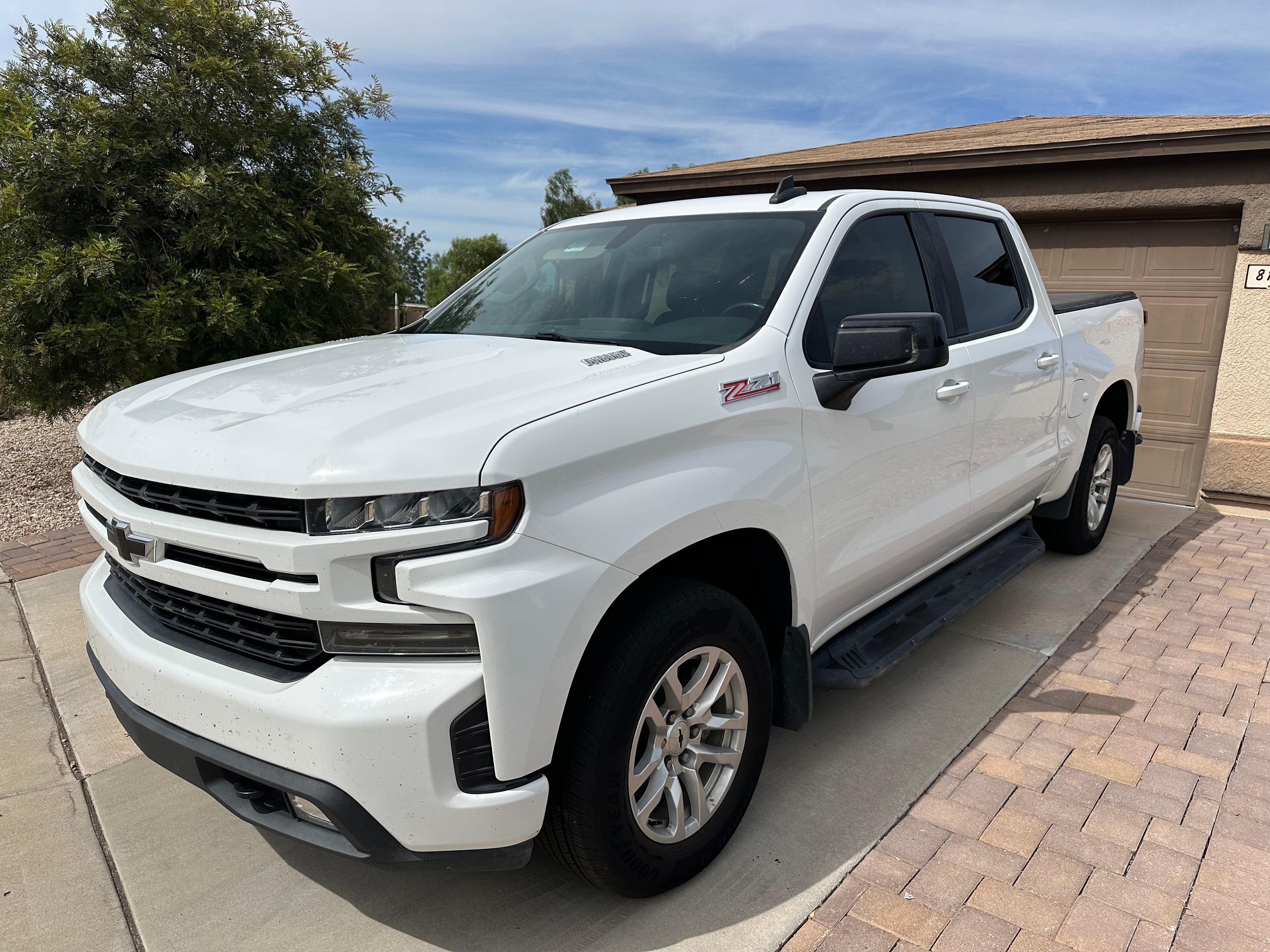 Used 2021 Chevrolet Silverado 1500 RST w/ Z71 Off-Road Package AWD/4WD image 1
