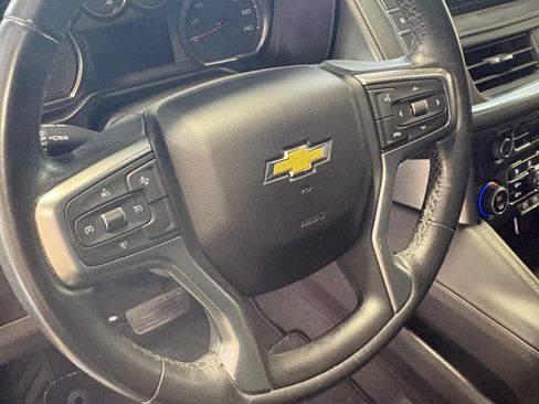 Used 2021 Chevrolet Suburban LS image 10