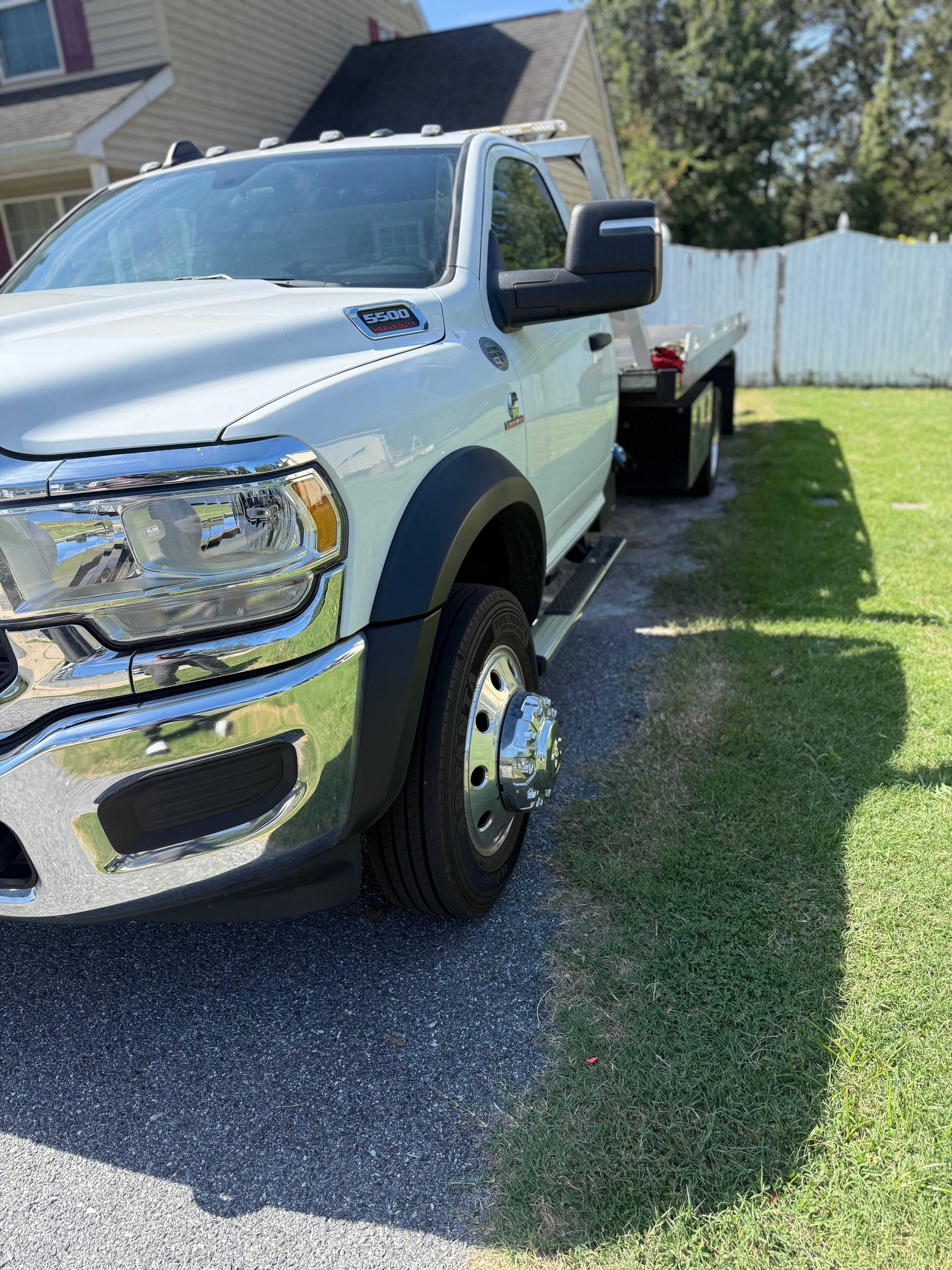 Used 2023 RAM 5500 Tradesman RWD image 12