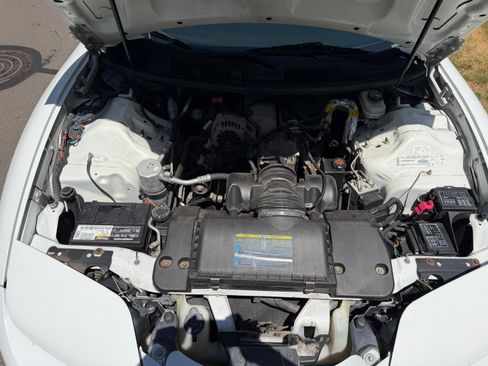 Used 2002 Pontiac Firebird Coupe w/ Opt Pkg RWD image 24