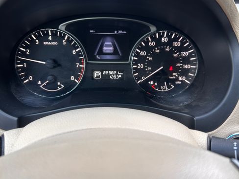 Used 2015 Nissan Altima 2.5 SL w/ Technology Package FWD image 10