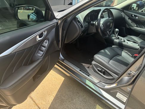 Used 2015 INFINITI Q50 Premium w/ Navigation Package RWD image 6
