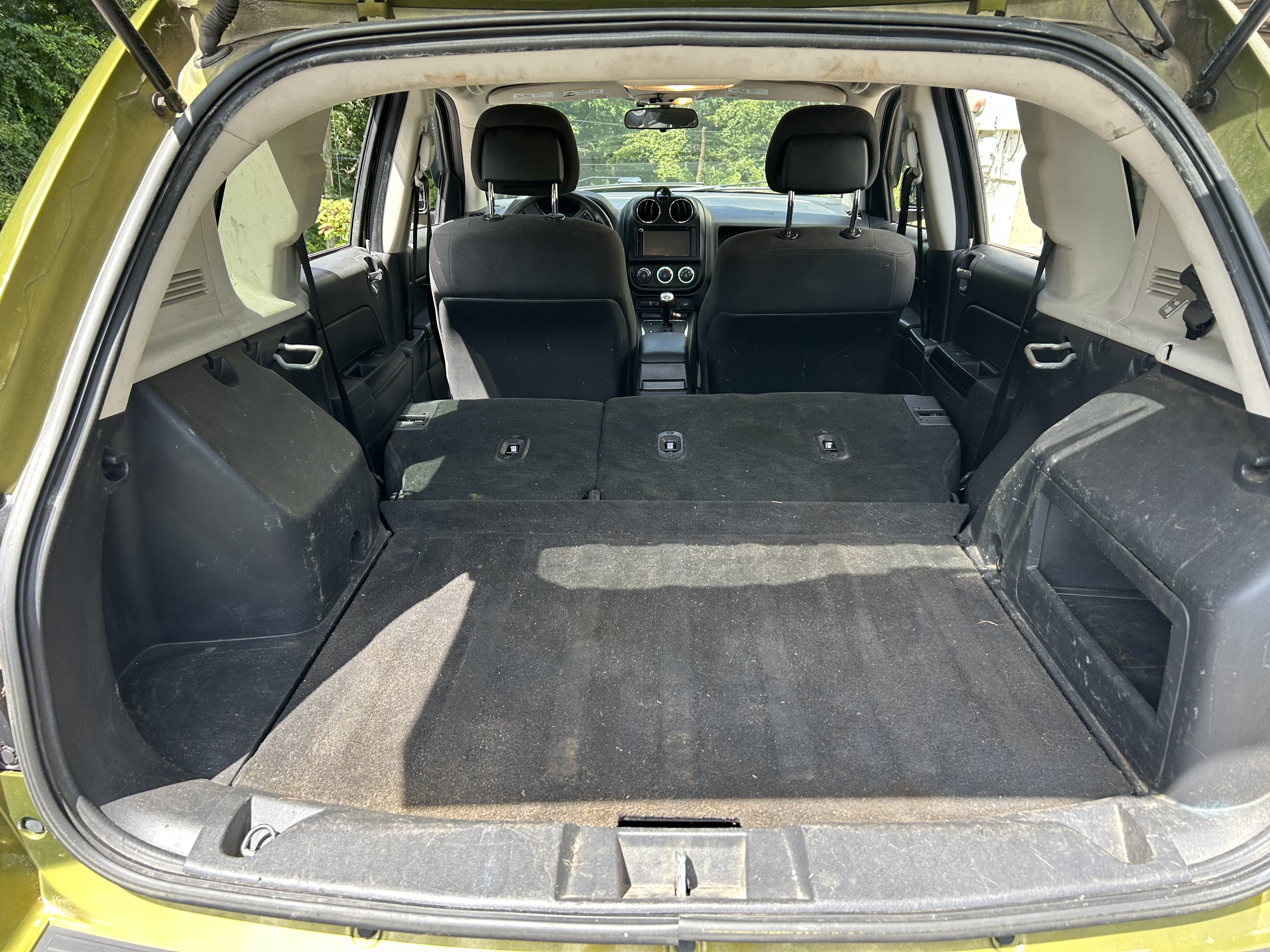 Used 2012 Jeep Compass Sport FWD image 8