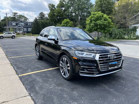 Used 2018 Audi SQ5 Prestige w/ Prestige Package AWD/4WD image 2