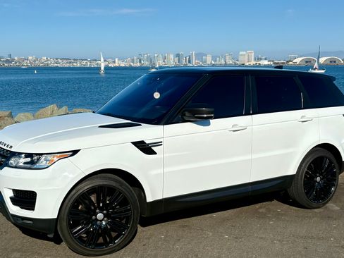 Used 2017 Land Rover Range Rover Sport SE image 1