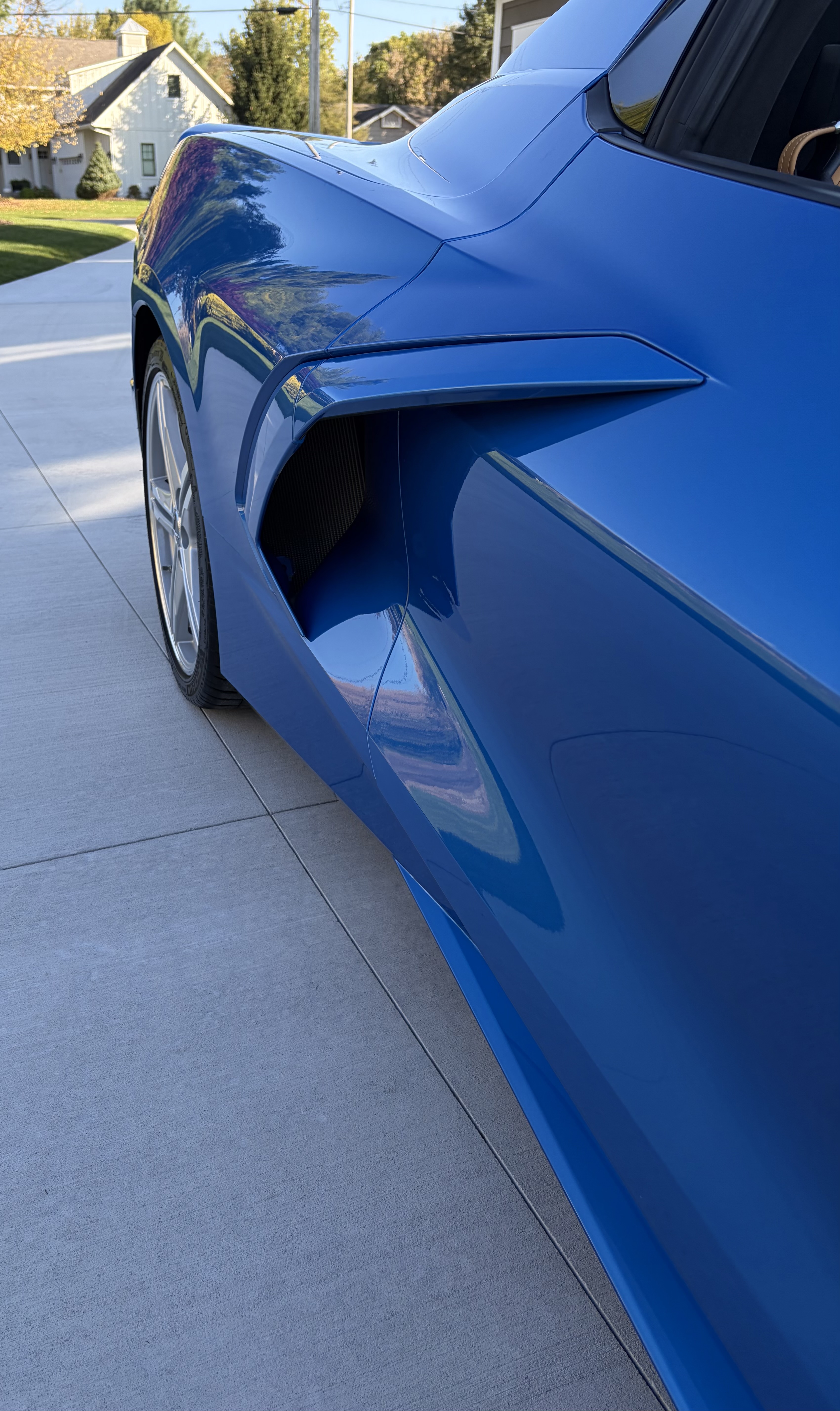 Used 2024 Chevrolet Corvette Stingray Premium Conv w/ Z51 Performance Package RWD image 8