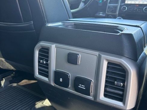 Used 2018 Ford F150 Lariat image 22