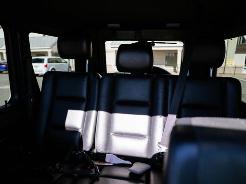 Used 2017 Mercedes-Benz G 550 image 2