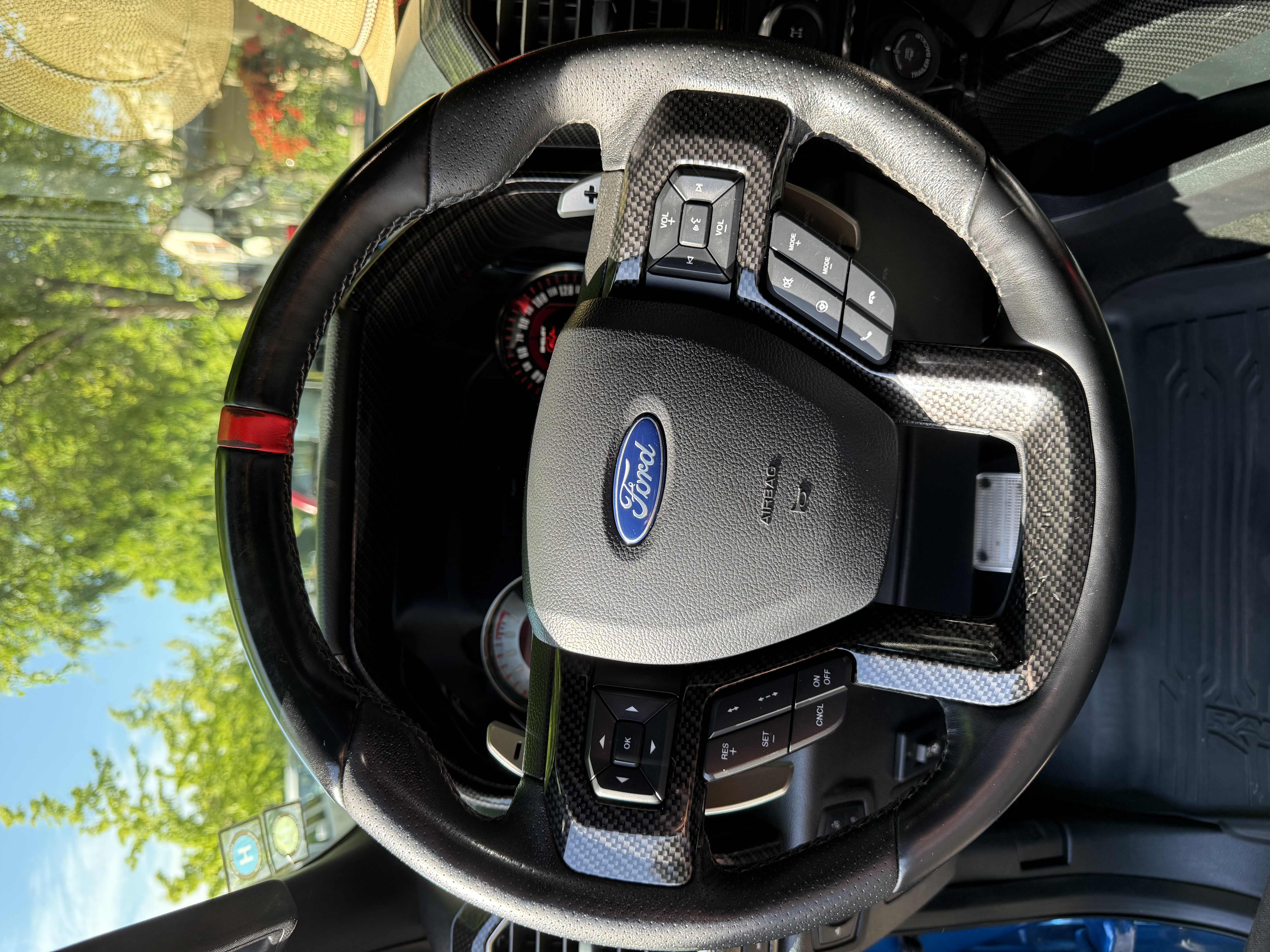 Used 2019 Ford F150 Raptor w/ Equipment Group 802A Luxury AWD/4WD image 13