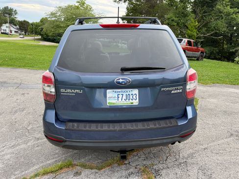 Used 2014 Subaru Forester 2.5i Premium w/ Protection Package #1 AWD/4WD image 6