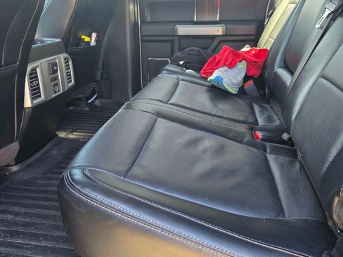 Used 2015 Ford F150 Lariat w/ Equipment Group 502A Luxury image 14