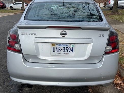 Used 2012 Nissan Sentra 2.0 SR w/ Convenience Pkg image 2