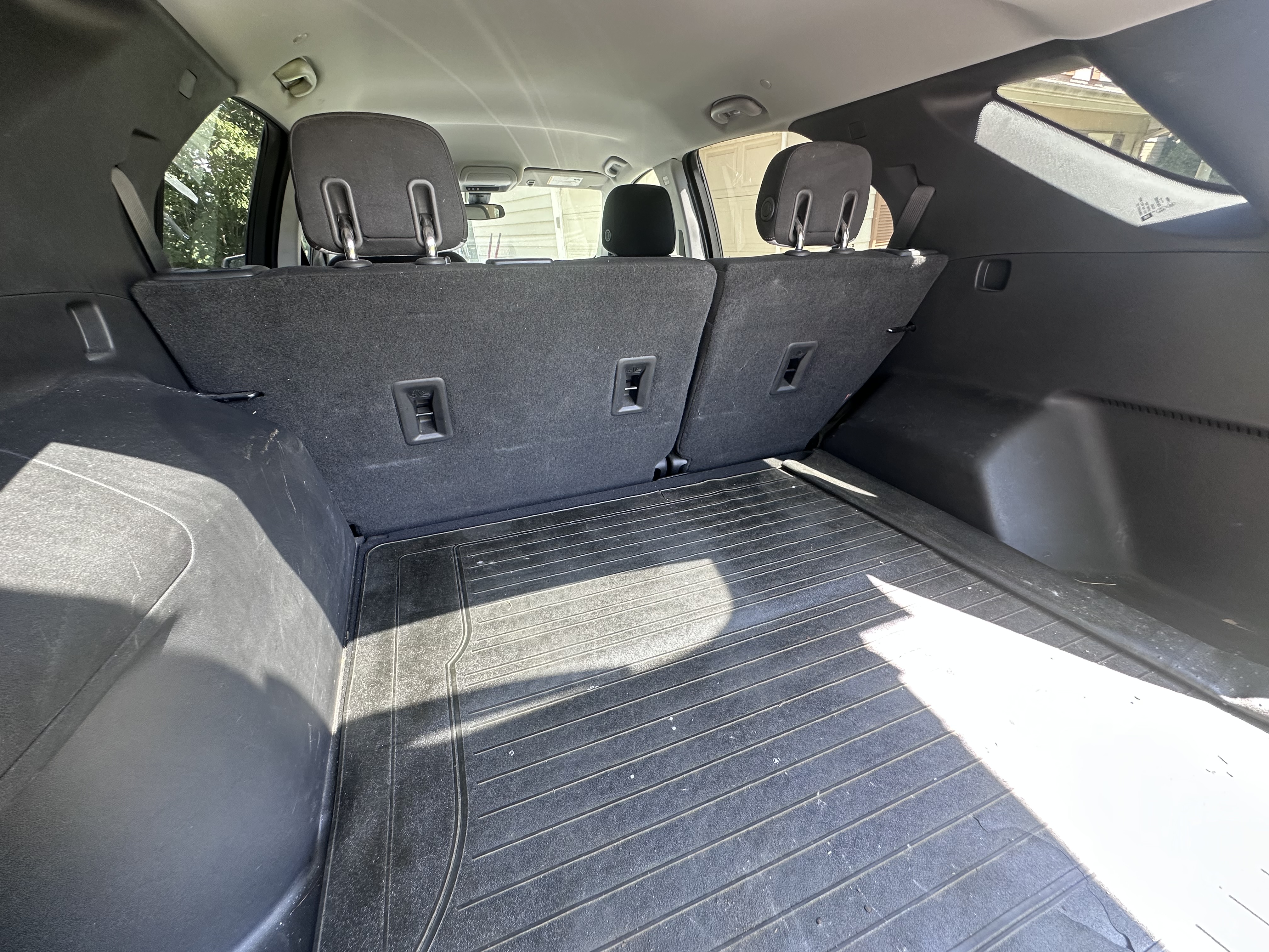 Used 2020 Chevrolet Equinox LS w/ LS Convenience Package FWD image 11
