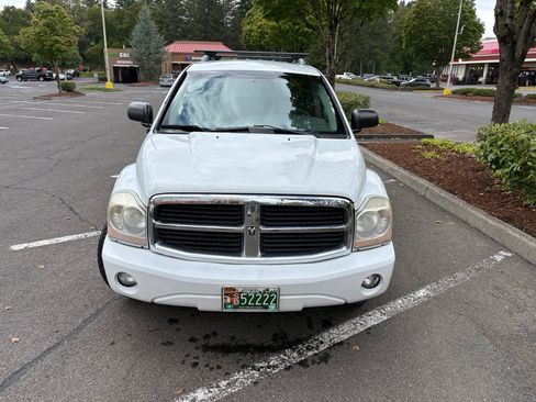 Used 2006 Dodge Durango SLT image 2