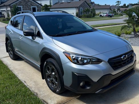 Used 2021 Subaru Crosstrek 2.5i Sport w/ Moonroof Package AWD/4WD image 1