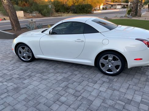 Used 2005 Lexus SC 430 Convertible image 6