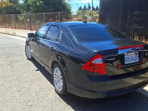 Used 2010 Ford Fusion Hybrid image 5