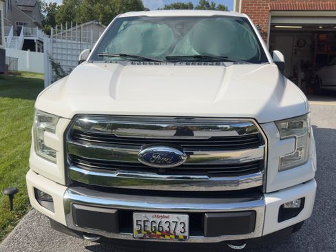 Used 2017 Ford F150 Lariat w/ Equipment Group 502A Luxury AWD/4WD image 1