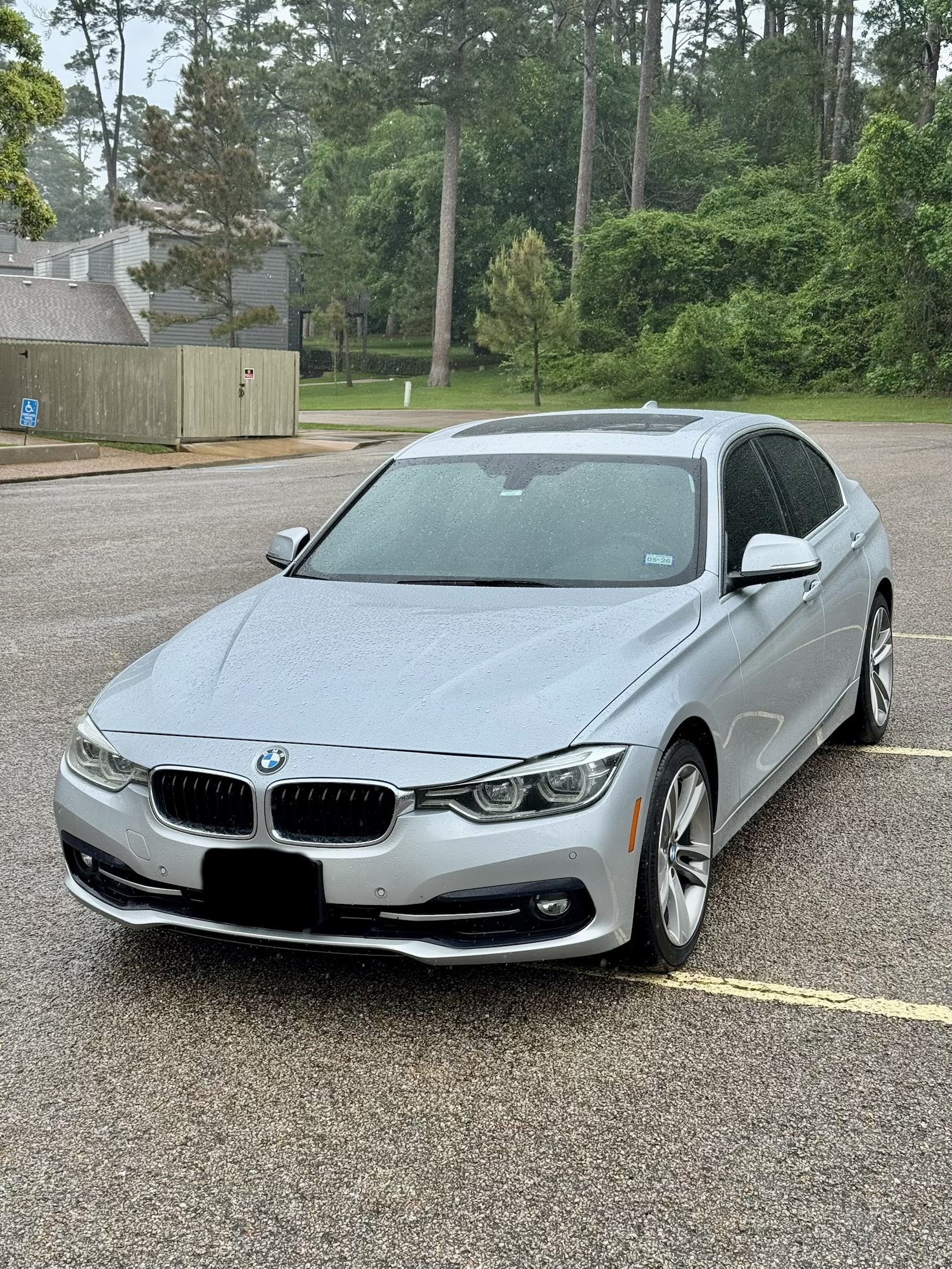 Used 2017 BMW 330i Sedan RWD image 1