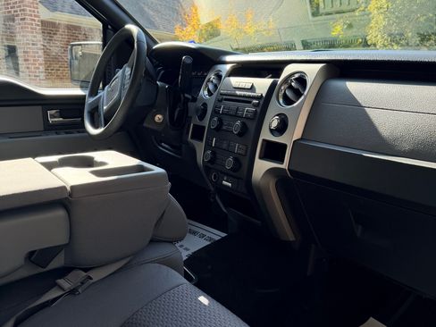 Used 2013 Ford F150 XLT AWD/4WD image 12
