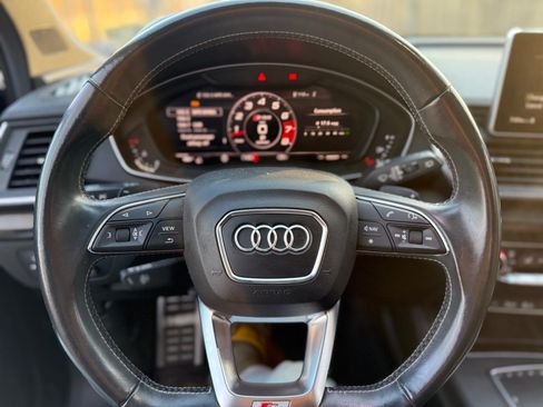 Used 2018 Audi SQ5 Premium Plus image 10