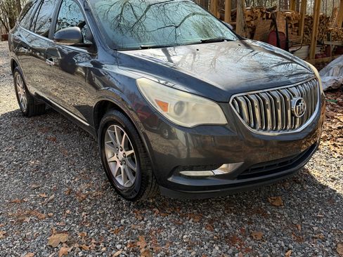 Used 2013 Buick Enclave Leather image 1