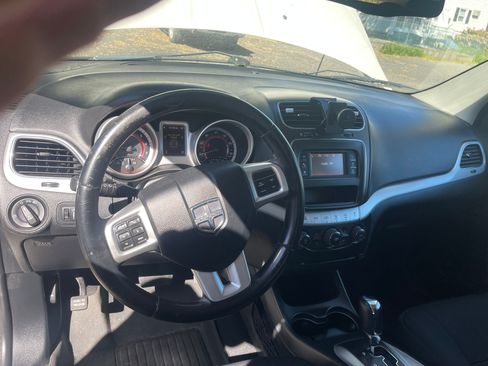 Used 2012 Dodge Journey SXT w/ Popular Equipment Group image 10