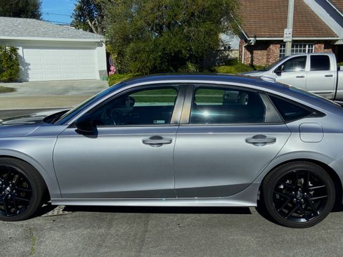 Used 2023 Honda Civic Sport image 4