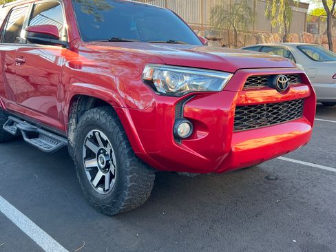 Used 2019 Toyota 4Runner SR5 image 2