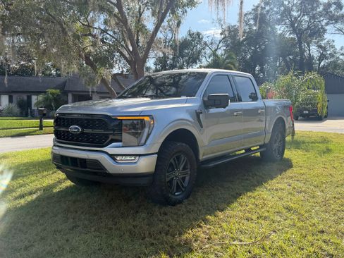 Used 2021 Ford F150 XLT w/ Equipment Group 302A High image 10