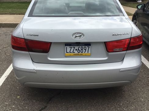 Used 2010 Hyundai Sonata GLS image 5