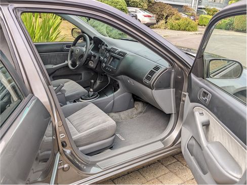 Used 2005 Honda Civic EX image 14