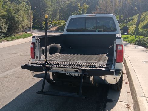 Used 2008 Ford F250 Lariat image 8