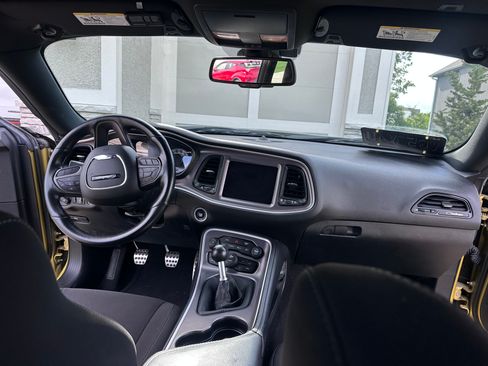 Used 2021 Dodge Challenger R/T Scat Pack w/ T/A Package RWD image 12