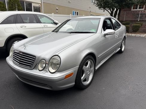 Used 2001 Mercedes-Benz CLK 430 Coupe image 1