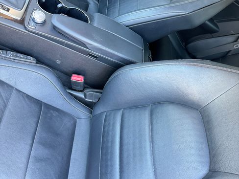 Used 2013 Mercedes-Benz E 350 Coupe image 16