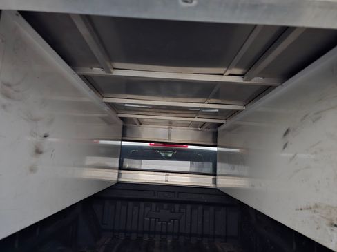 Used 2017 Chevrolet Colorado W/T w/ WT Convenience Package image 9