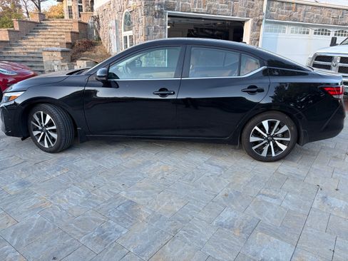 Used 2024 Nissan Sentra SV w/ SV Premium Package image 1