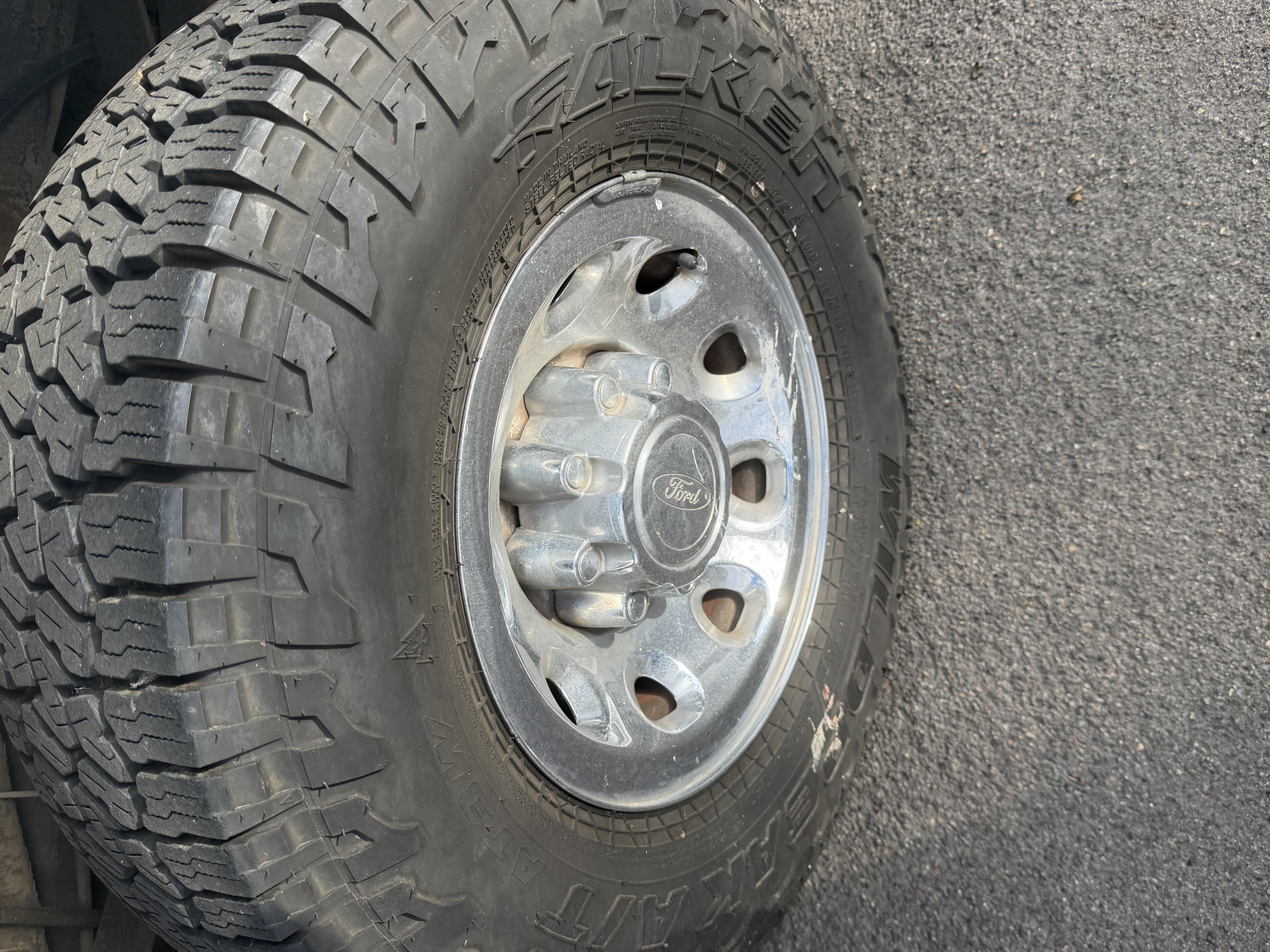Used 2001 Ford F250 2WD SuperCab Super Duty image 10