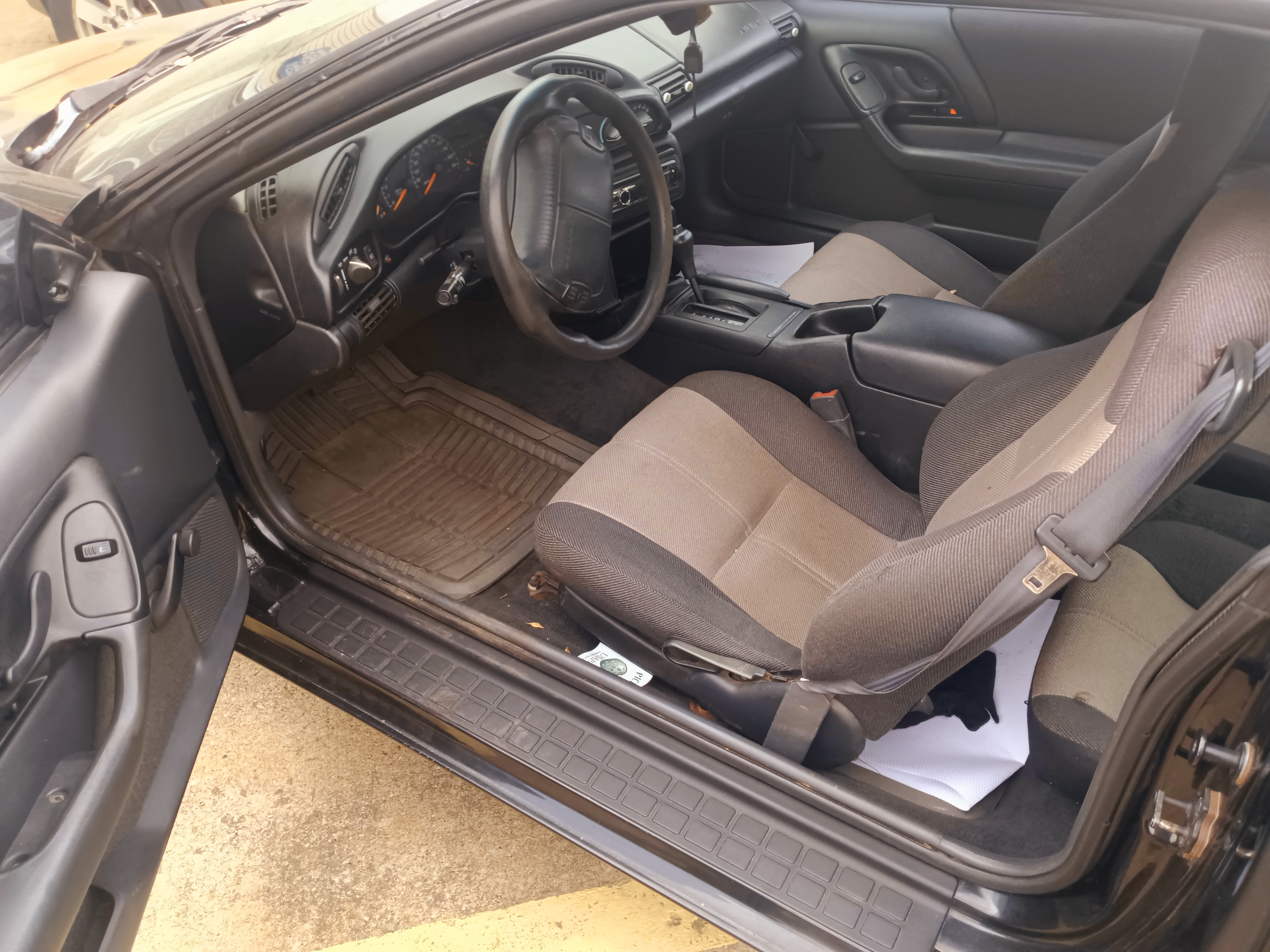 Used 1994 Chevrolet Camaro LT RWD image 13