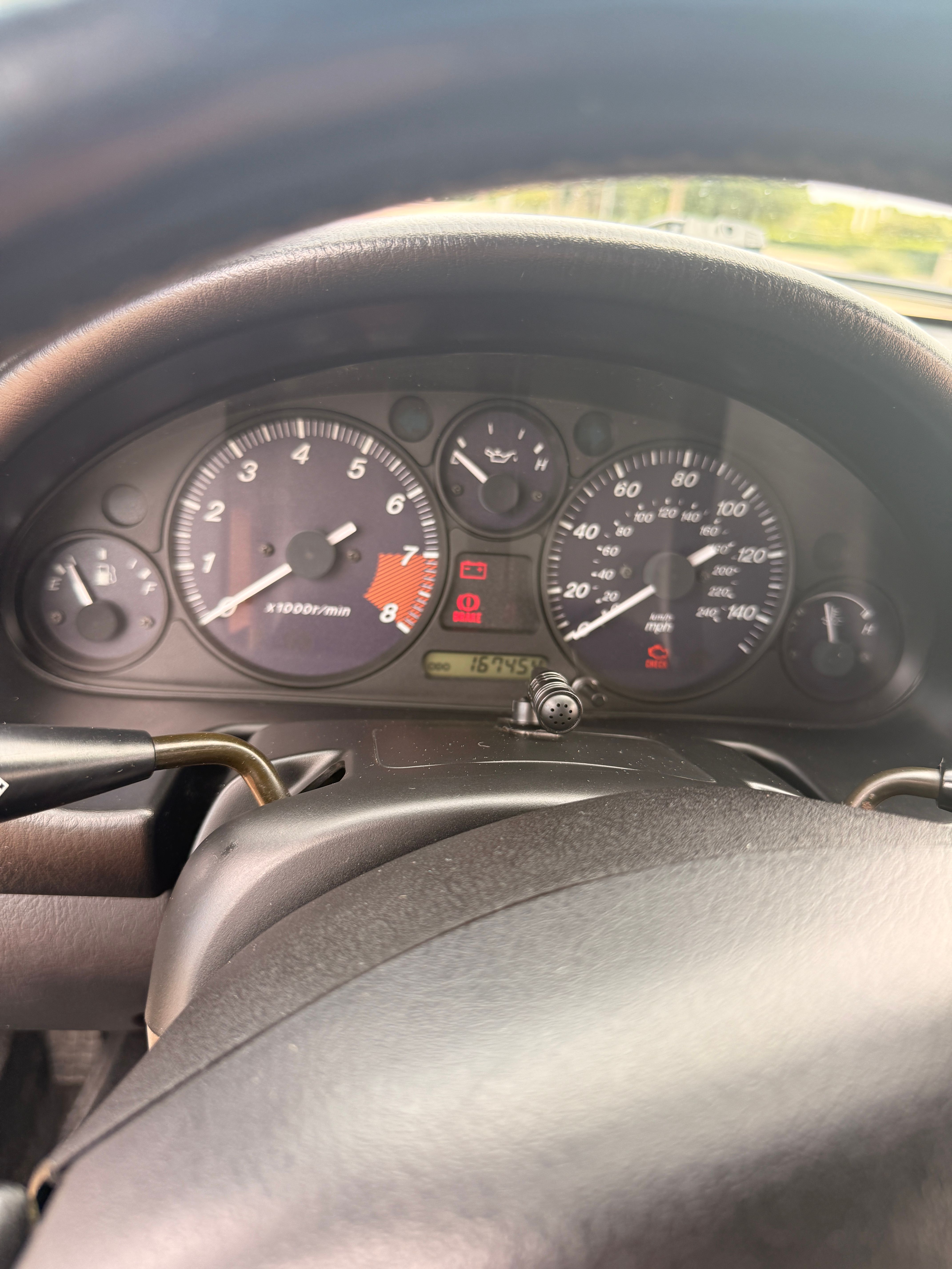 Used 2000 MAZDA MX-5 Miata RWD image 20