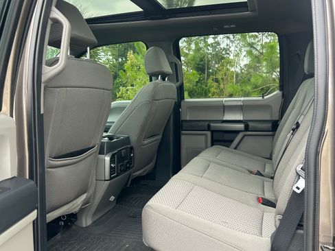 Used 2022 Ford F250 XLT w/ XLT Premium Package AWD/4WD image 6