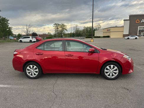Used 2014 Toyota Corolla LE FWD image 1