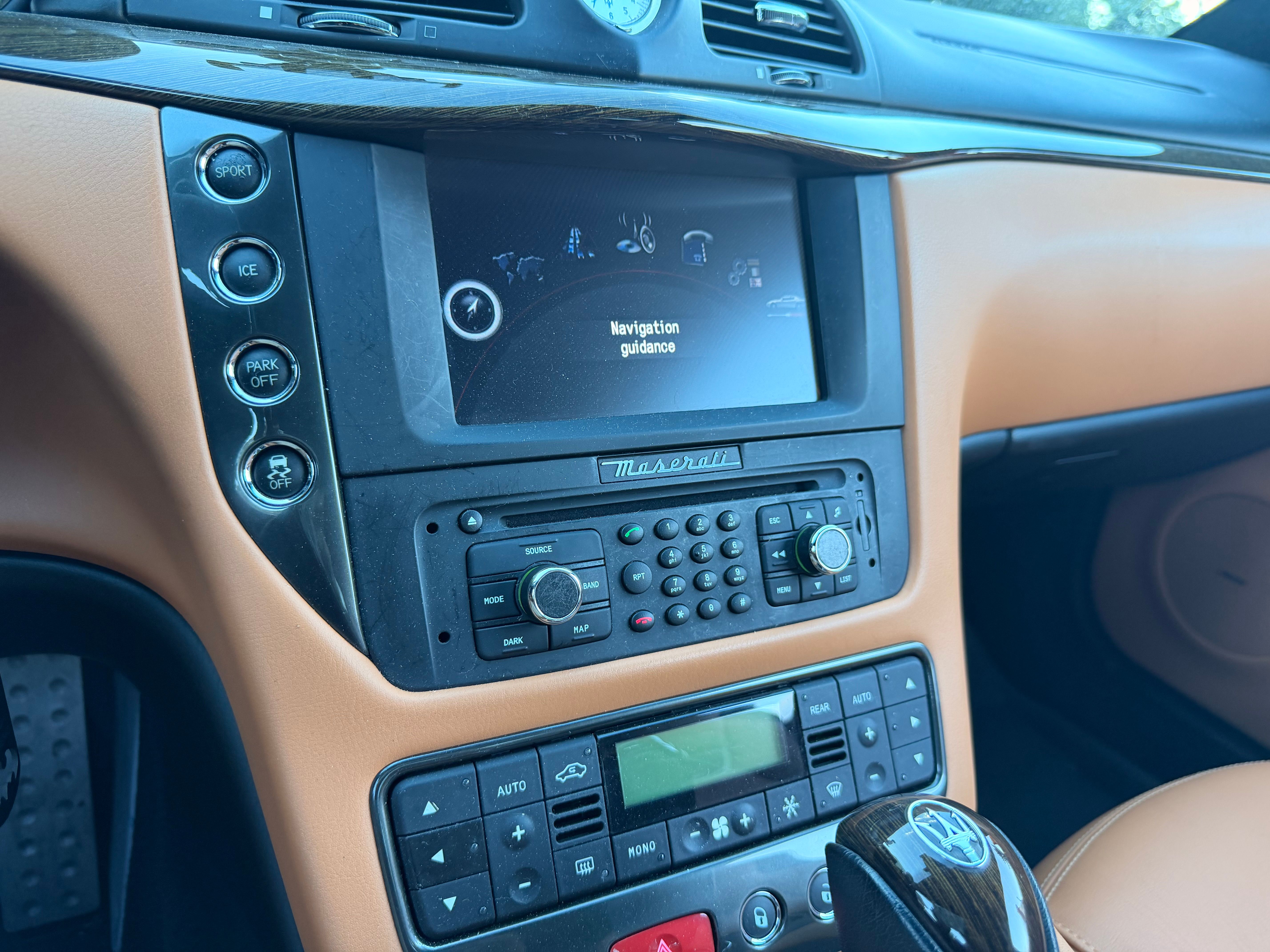 Used 2016 Maserati GranTurismo MC RWD image 23