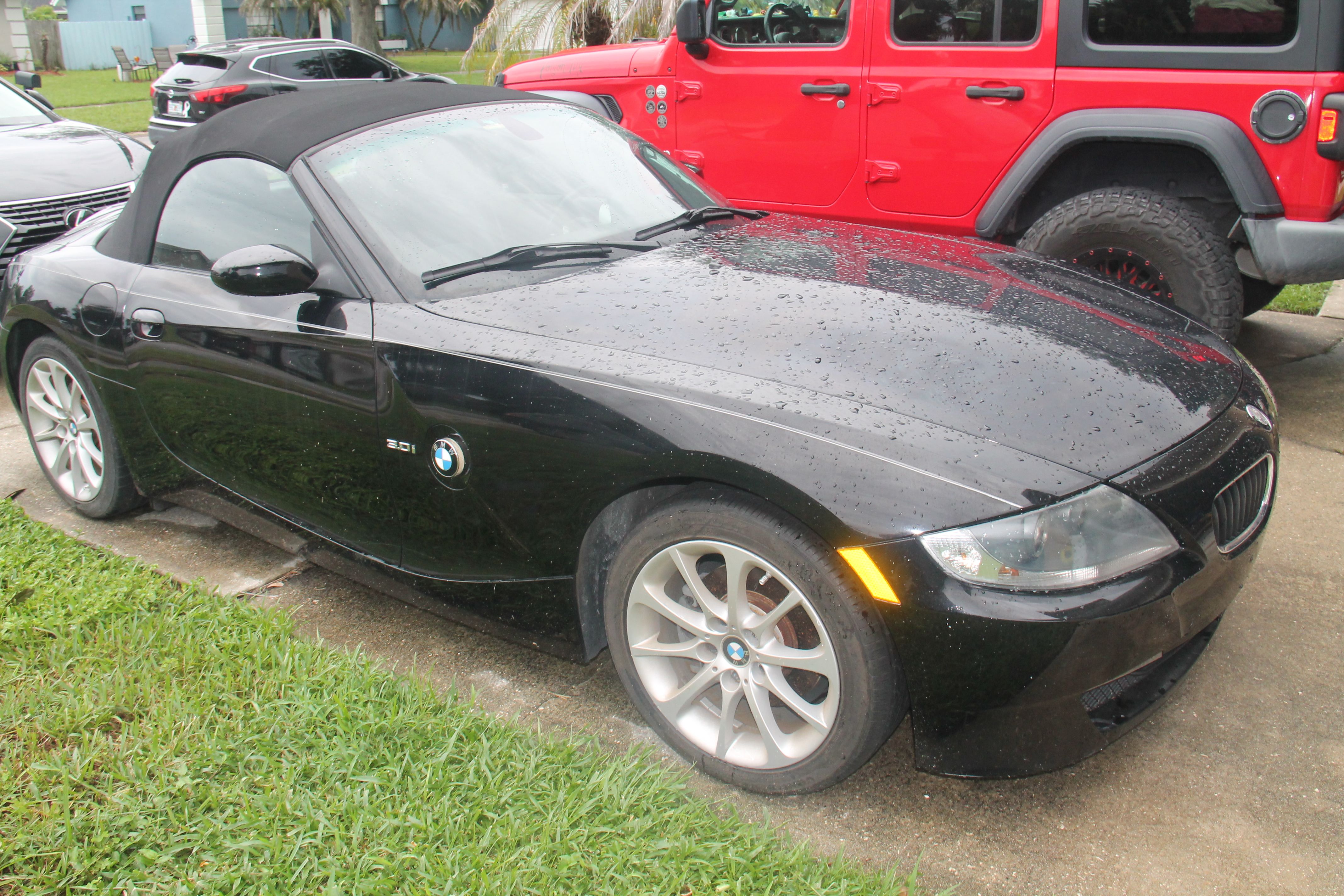 Used 2007 BMW Z4 3.0i RWD image 2