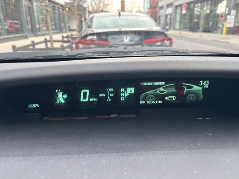 Used 2015 Toyota Prius Two image 6