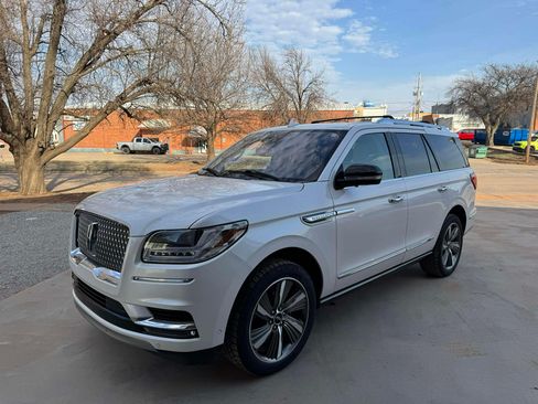 Used 2019 Lincoln Navigator Reserve w/ Cargo Package image 2