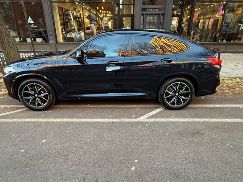 Used 2022 BMW X4 M40i w/ Premium Package image 1